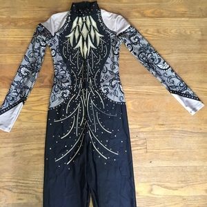 Black and nude/gold dance costume
